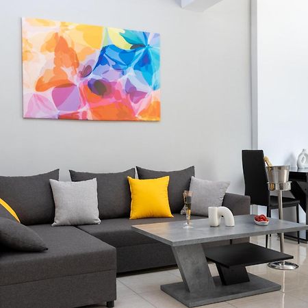 H4 Art Sparta Apartment מראה חיצוני תמונה