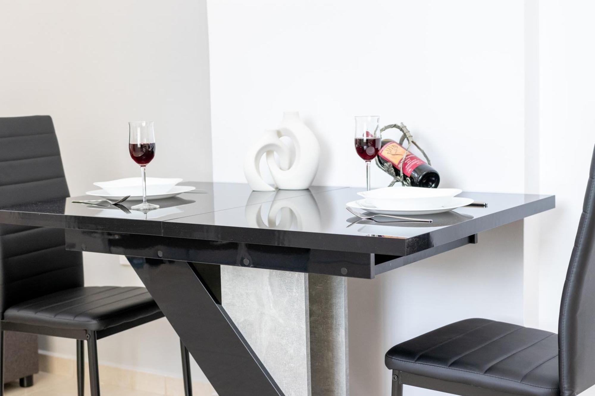 H4 Art Sparta Apartment מראה חיצוני תמונה